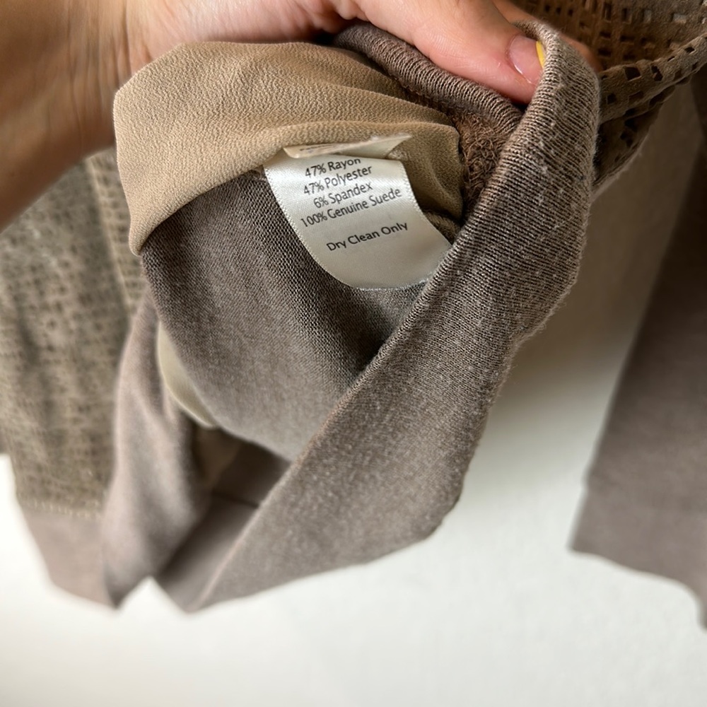 Ecru Long Sleeve Textured Top Size Large - image 6